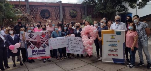 Corposalud continúa actividades de prevención del cáncer de mama